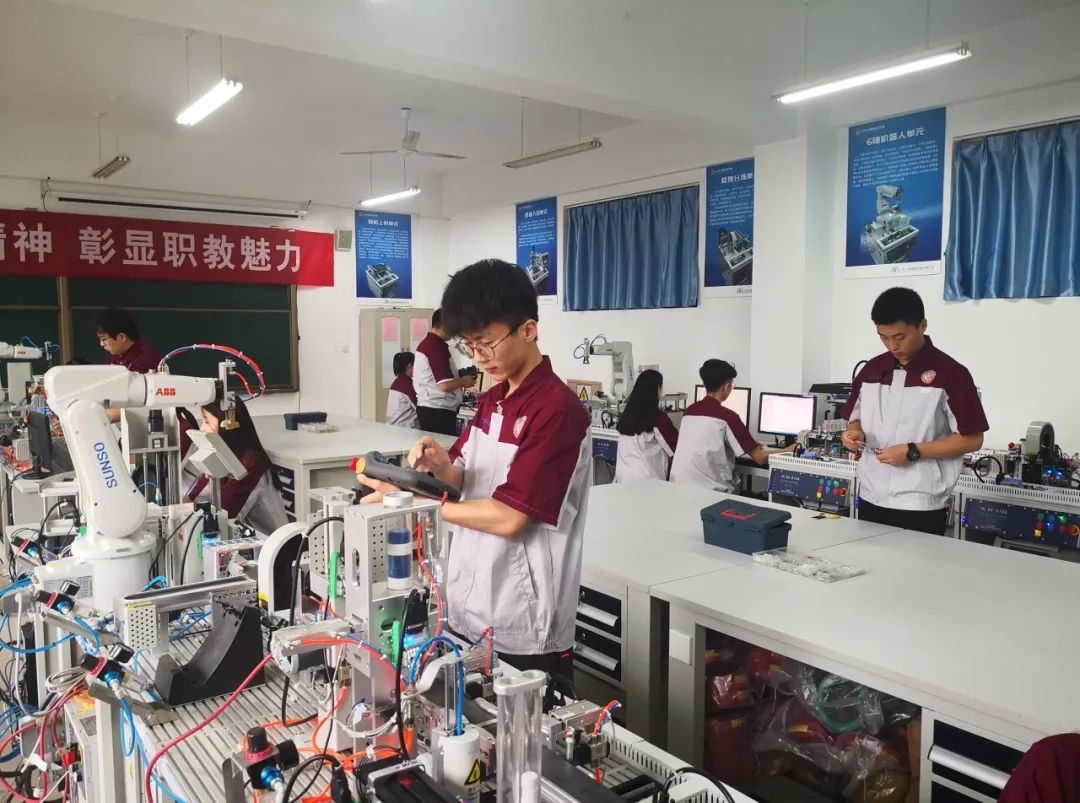 米乐网站 M6米乐选择机电 筑梦未来——欢迎报考山东交通职业学院机电工程系